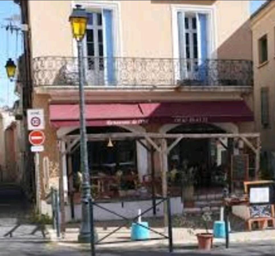 Casa de Férias Petite Maison Au Coeur Du Village