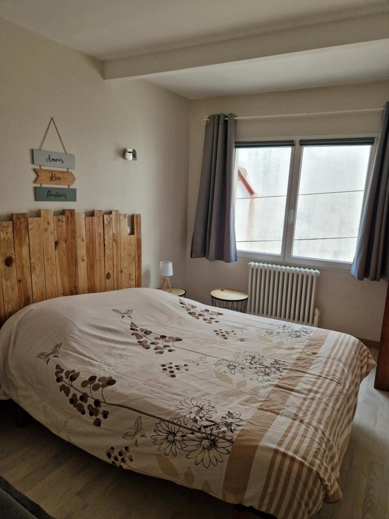 Petite Maison Au Coeur Du Village *